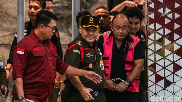 Hal-Hal yang Bikin Dadan Hindayana Dkk Jadi Tersangka dalam Kasus Dugaan Korupsi MBG