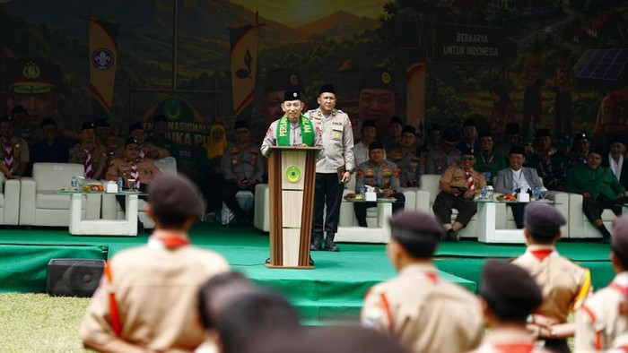 Kapolri Dorong Anak Muda Tingkatkan Kualitas Diri Sambut Bonus Demografi